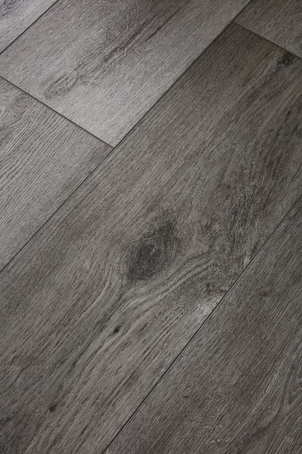 encore_premium_lvt_driftwood_grey_oak_luxury_vinyl_tile_flooring_closeuptexture